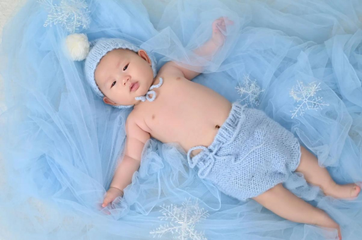 青岛宝宝多大会翻身 青岛宝宝多大会翻身